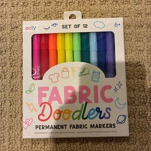 Ooly Fabric Doodlers Permanent Fabric Markers- Set of 12